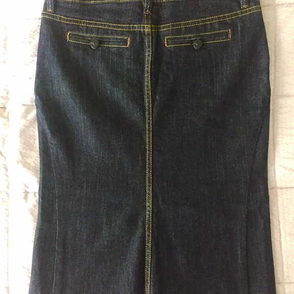 BCBGMAXAZRIA Denim skirt - Picture 2 of 4